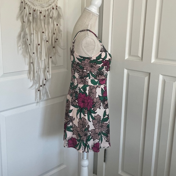 Candie's | Y2K: Multicolored Pink Flirty Floral Strap Wrap Romper Dress, Size M - Picture 10 of 14